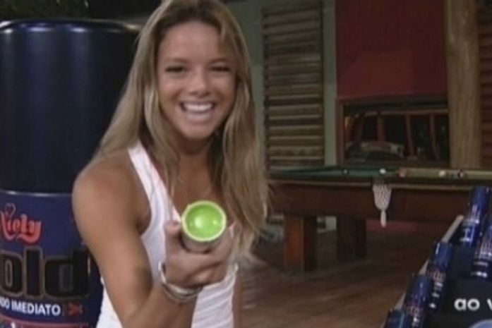 Após liderança, Fernanda reescreve roteiro de sua participação no BBB 10