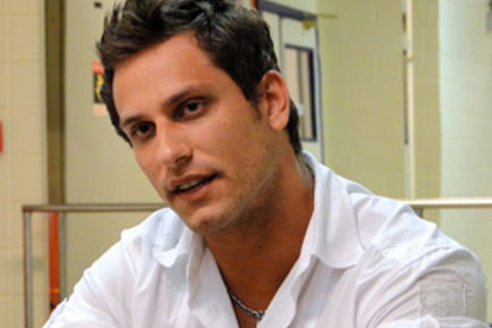 Eliéser afirma que toparia fazer ensaio sensual com Cláudia e Angélica