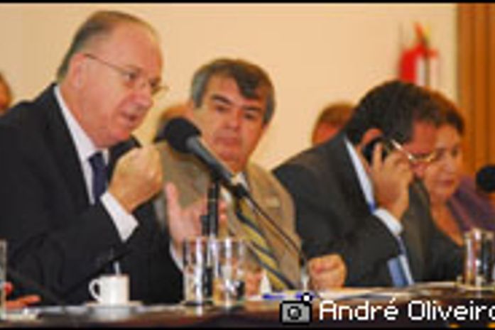 Municípios podem precisar de apoio financeiro também este ano