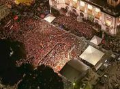 Bomba com fezes é lançada em evento com Lula no Rio