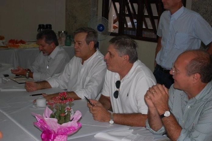 Chapão se reúne para que Collor se apresente, mas ex-presidente não vai