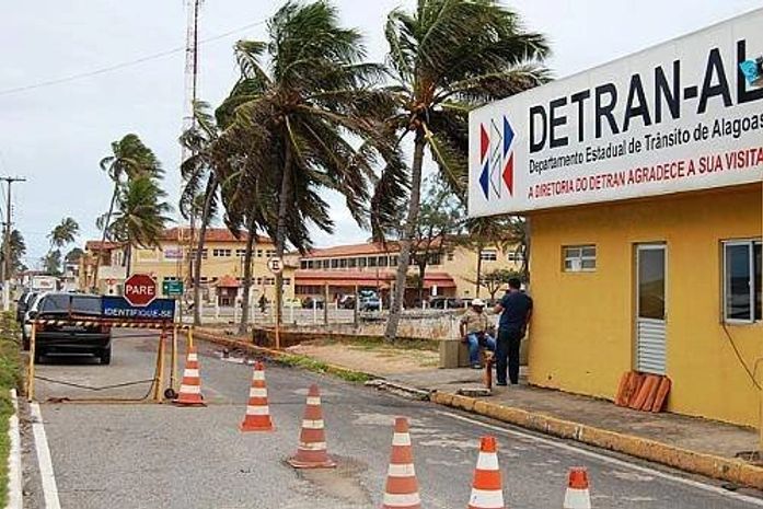 Empresa emite nota sobre impasse entre Detran e bancos