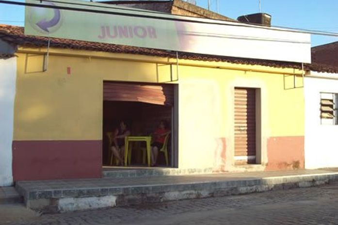 Número de arrombamentos a pontos comerciais cresce em São Miguel