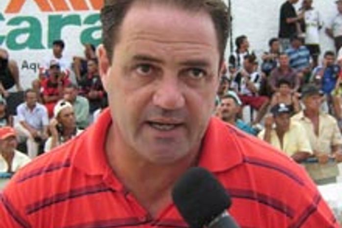 Na tentativa de virar time médio, adversário do Vasco faz sacrifício diário