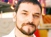 Comédia romântica Hello Boy será encenada no Teatro Marista