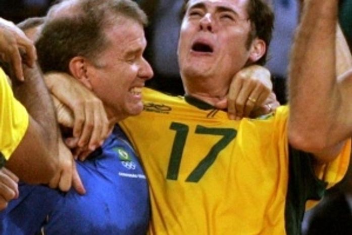 Ricardinho recebe apoio e diz que volta à Seleção é emocionante
