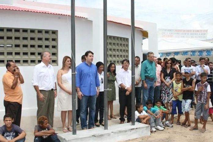 Prefeito entregou obras no município