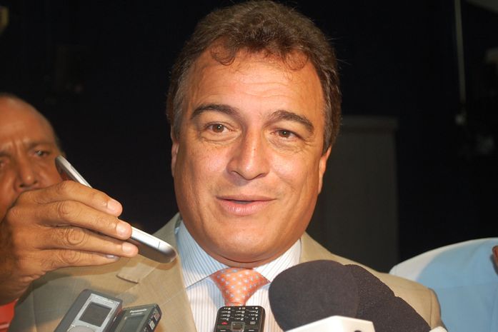 Após muita polêmica, nova Mesa Diretora da Câmara é eleita