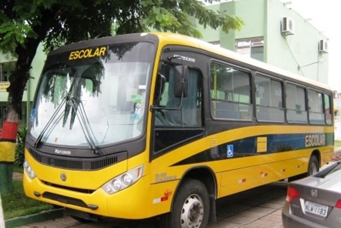 União dos Palmares recebe novo ônibus escolar