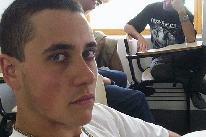 Polícia apreende computador de acusado de matar o cartunista