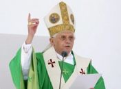 Ataques ao papa por pedofilia são "obra do Satanás", diz exorcista
