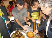Governador se rende à culinária de Limoeiro de Anadia