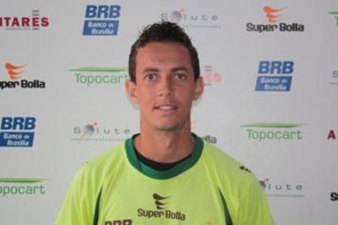 Jogador recém-chegado ao Coruripe rompe os ligamentos do joelho direito