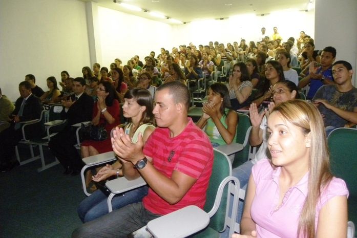 A esperança é sempre jovem e nunca morre