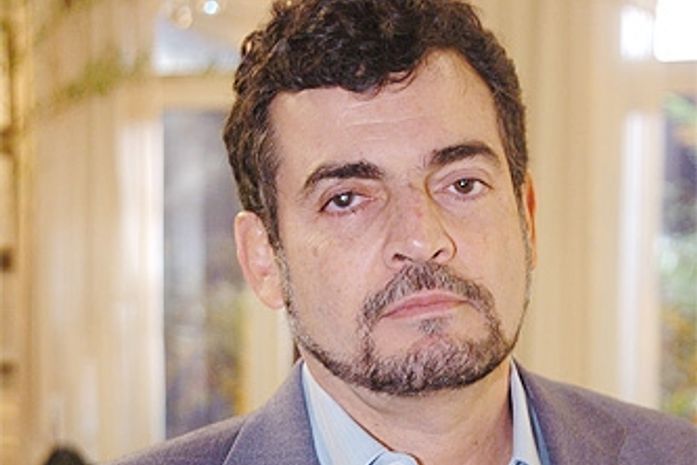 Ator Buza Ferraz morre de parada cardíaca no Rio