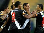 VÍDEO:Vasco consegue vaga com boa dose de sofrimento: 4 a 3 no Duque de Caxias