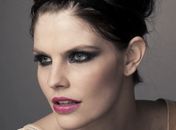 Maquiador dos famosos ensina visual para a noite