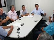 Prefeitura e feirantes firmam acordo e feira volta à orla lagunar