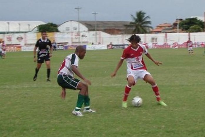 CRB entra em campo hoje com cobrança da sua torcida para vencer; chega de  empates em casa!