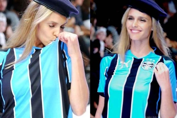 Fernanda Lima desfila para o Grêmio, seu time de coração