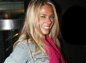 Adriane Galisteu comemora 37 anos com viagem romântica