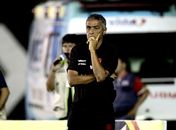 Mesmo com derrota em clássico, Gaúcho é efetivado no Vasco