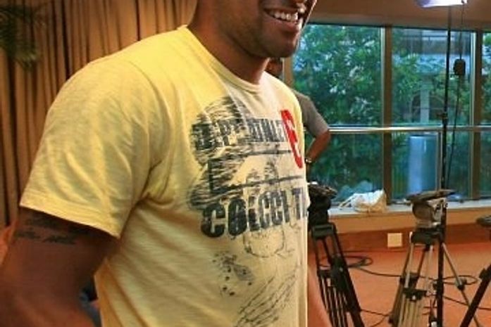 VÍDEO:Sem condições, Adriano deve ser desfalque na Libertadores