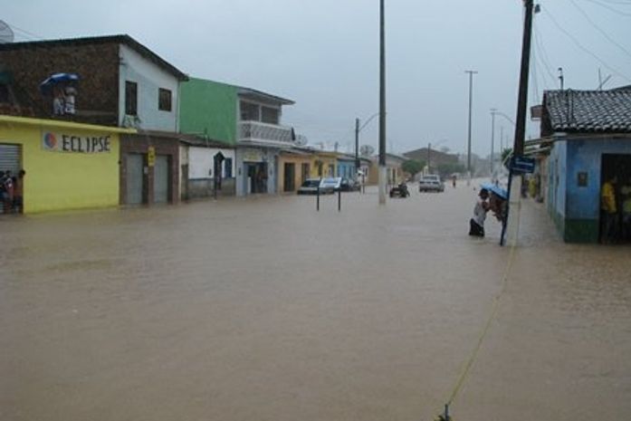 Fortes chuvas causam estragos em São Miguel dos Campos
