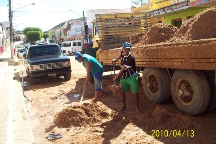 Fortes chuvas causam estragos em Mata Grande