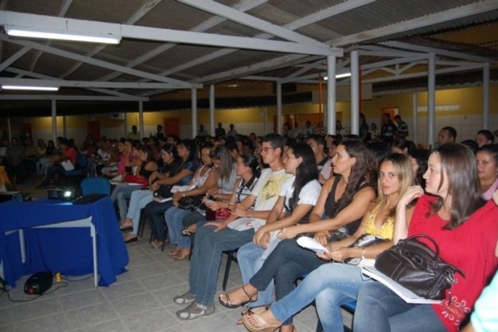Coruripe: Alunos participam de aula inaugural de curso técnico em enfermagem
