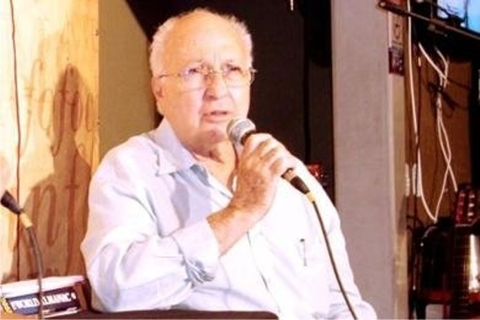 "Serei candidato ao senado com o meu discurso e o Renan Calheiros com o dele",diz Zé Costa