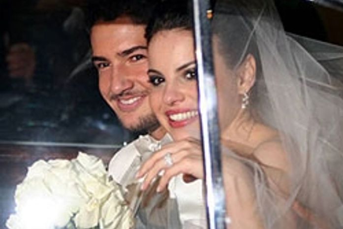 Crise no casamento? Alexandre Pato continua saindo para a balada