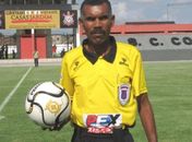 Árbitro Elias Santos Filho