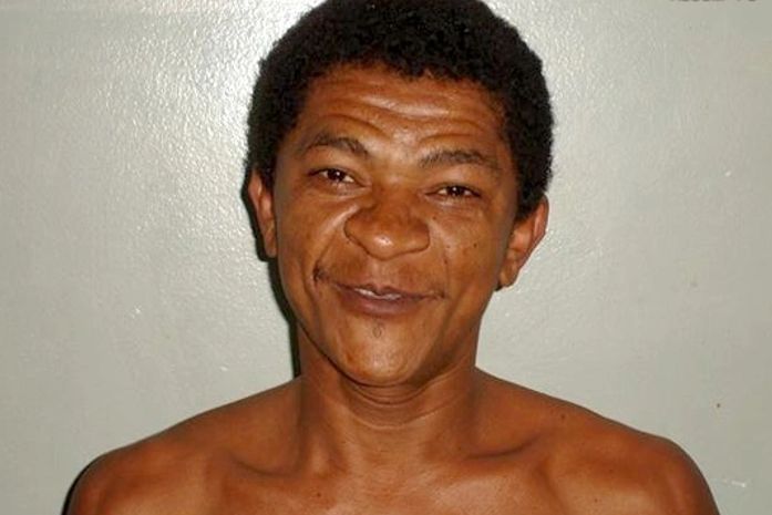 Na segunda-feira (19), numa operação realizada por agentes do 7º Distrito Policial da Capital e da DRE, comandados pelo delegado Denisson de Albuquerque, prenderam a companheira do traficante, Maria Marlene Gomes da Silva, 46 anos.  

No local, os policia