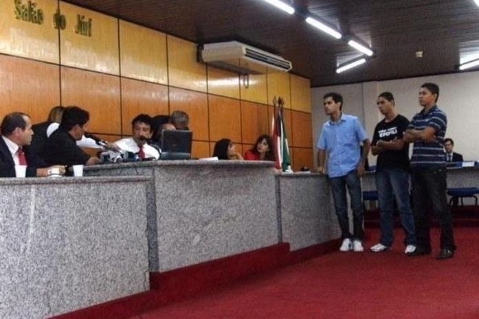 Padres: ex-advogado de coroinhas fala da participação de Bispo e de Deputado