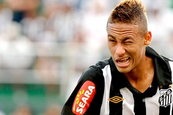 Quadro clínico de Neymar está em evolução, segundo boletim