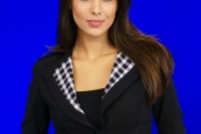 Flávia Noronha é jornalista e deixa o Rede TV! Esporte para apresentar o TV Fama