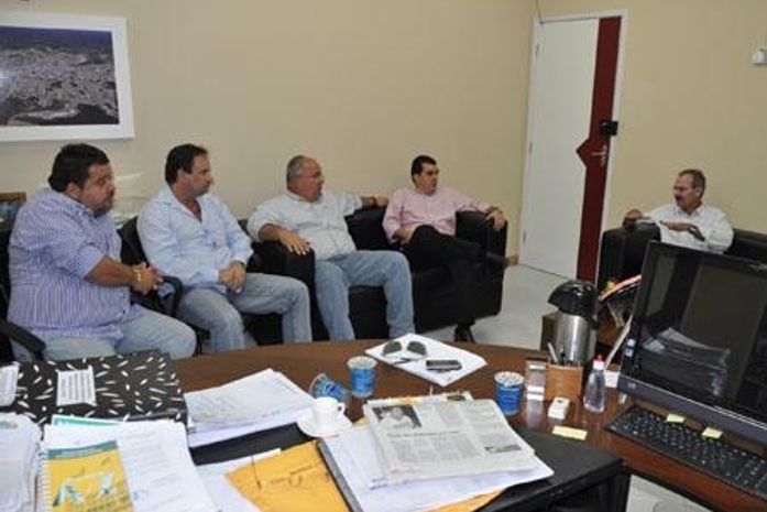 Reunião aconteceu na sede da prefeitura de Arapiraca