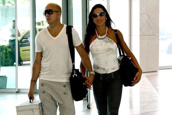 Belo diz que casamento com Gracyanne acontecerá este ano