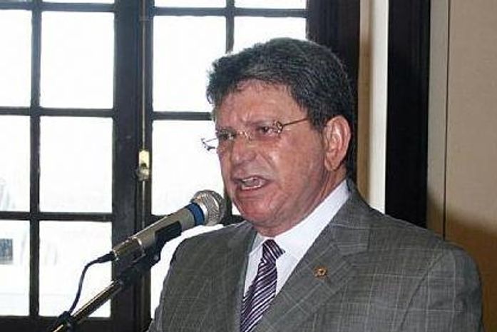 "Collor terá apoio na maioria dos municípios alagoanos", diz Ferro