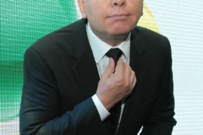 Marcelo Tas diz que Mônica Iozzi está entre os três melhores do CQC