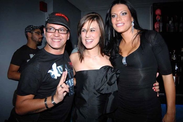 Dicesar, a ex-BBB e Joseane Oliveira posaram para fotos na festa da revista