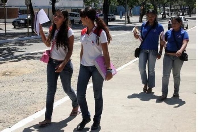 Alunos deverão andar devidamente fardados para ajudar na identificação