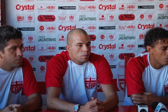 Goleiro Carlos Carioa (Meio)