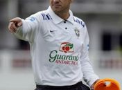 VÍDEO:Dunga diz na bancada do JN que fechou a lista há uma semana