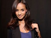 Brasileira da Vitorias Secret fala de seus cuidados com a pele