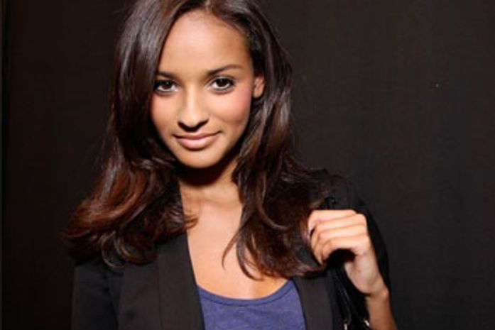 Brasileira da Vitorias Secret fala de seus cuidados com a pele