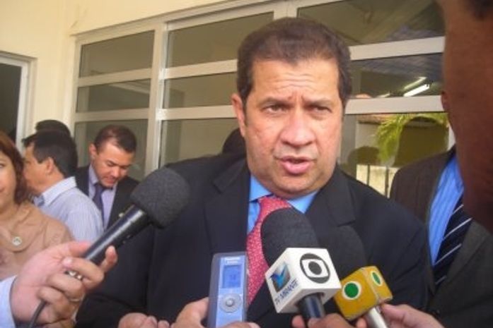 Carlos Luppi diz que ainda não desistiu de convencer Collor a abrir mão da candidatura