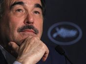 O diretor Oliver Stone em sessão 'Wall street' em
Cannes, na última sexta (14)