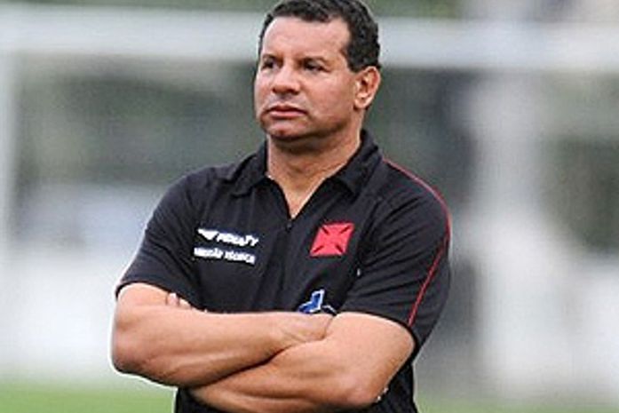 Dinamite explica a contratação de Roth: ‘É um técnico de ponta’